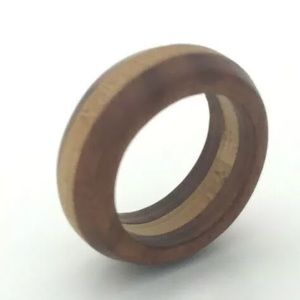 Vintage Carved Wood Men’s Ring Size 7.5